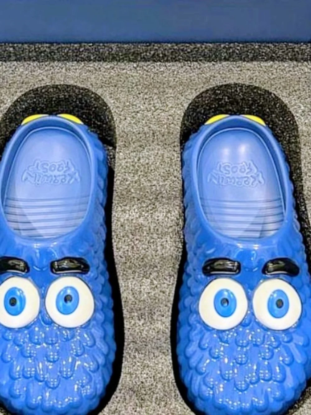 Men Limited Edition Kerwin Frost Mcdonald Crocs. Size 7